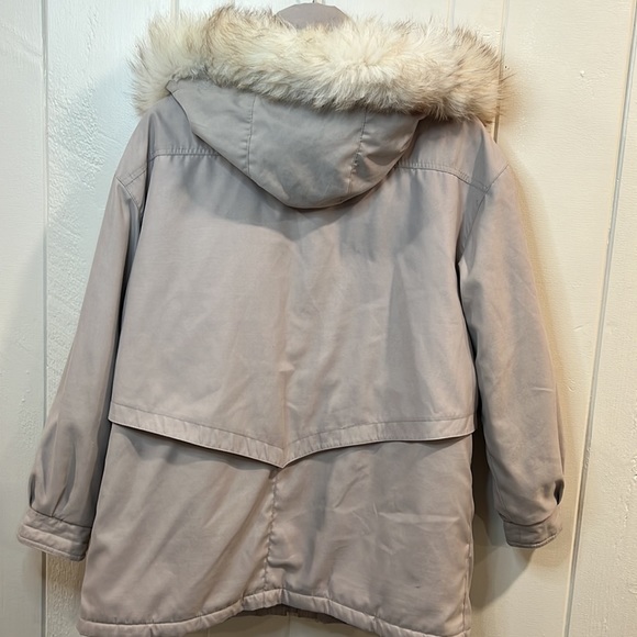 Talbots Fully Lined Jacket w Fur lined hood light tan - Picture 5 of 9